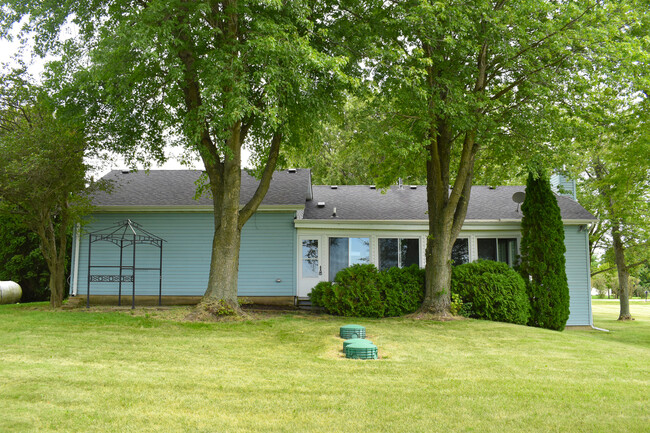Building Photo - 11285 Howison Rd