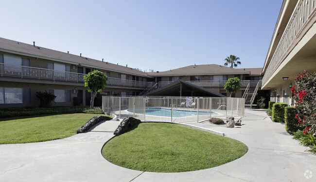 Los Olivos Apartments - Anaheim, CA | Apartments.com