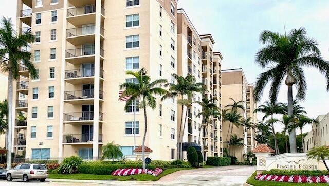 Primary Photo - 1801 N Flagler Dr