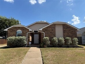Building Photo - 1122 Concord Dr
