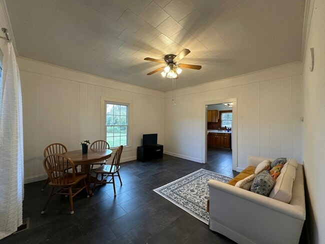 Foto del edificio - 302 Catawba Ave