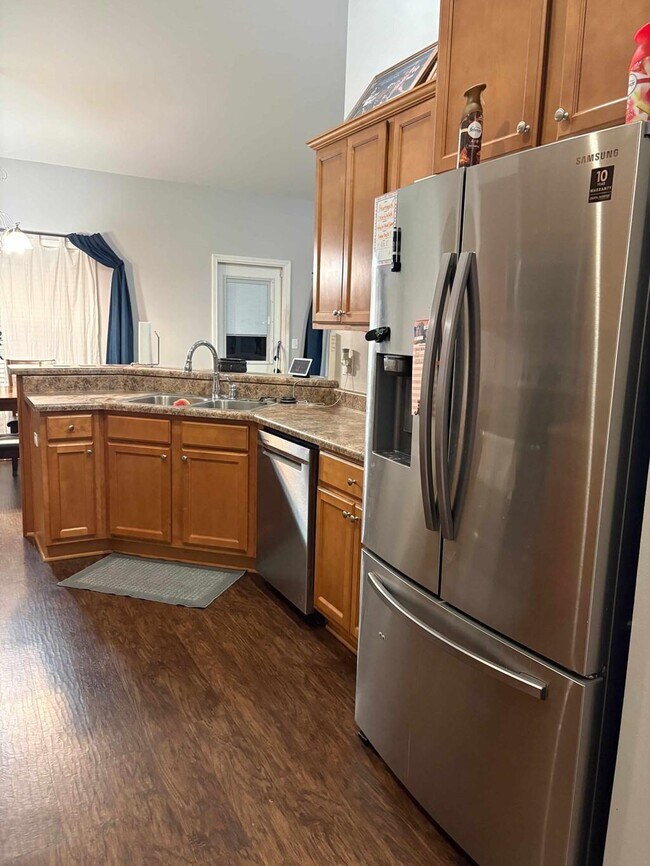 Foto del edificio - 148 Crab Apple Ave