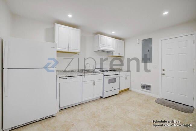 Foto del edificio - 1447 N Mountain Ave