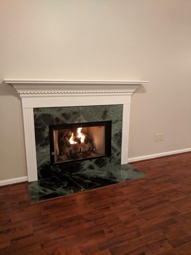 Foto del edificio - 3526 Hidden Cave Circle