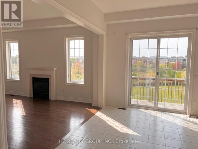 Photo du bâtiment - 8 Crane St