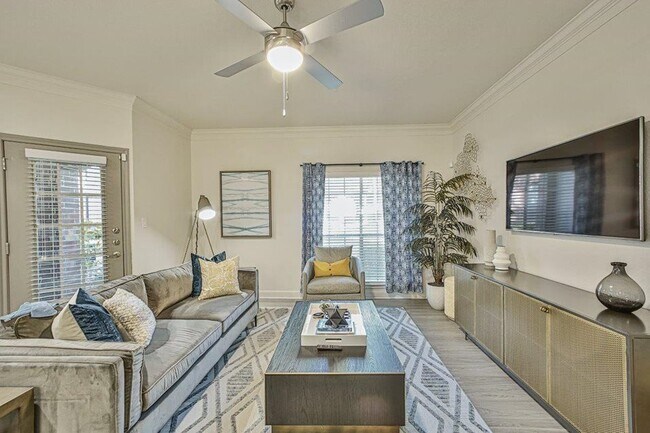 Foto del edificio - Up to 3 Weeks Free Rent & a Little Somethi...