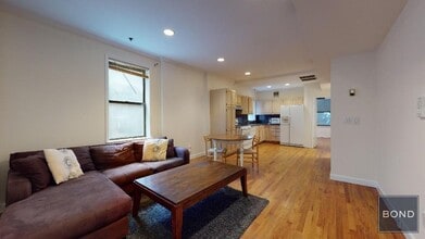 Building Photo - 246 E 44th St