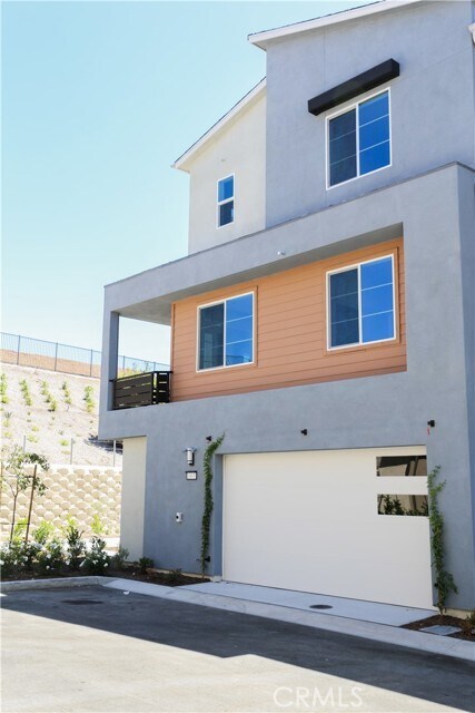 Primary Photo - 1663 Jade Rd