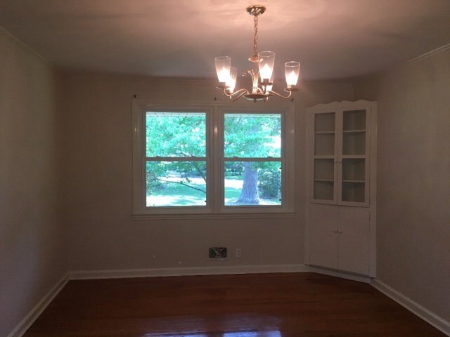 Building Photo - 3429 Summit Dr