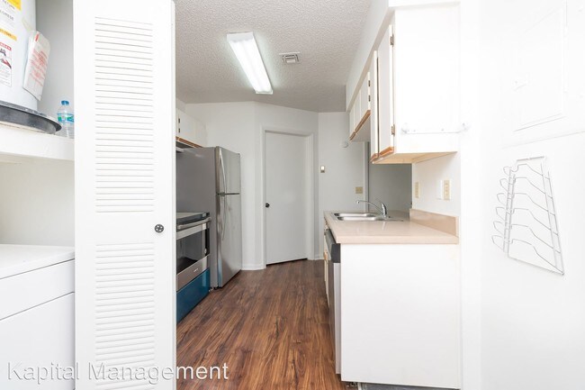 Foto del edificio - 1 br, 1 bath House - 18310 NW 68 AVE #L
