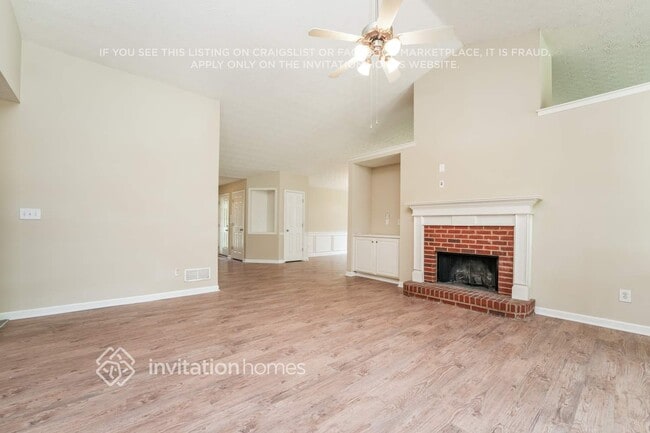 Building Photo - 60 Green Gables Dr
