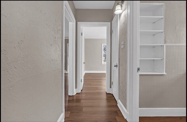 Foto del edificio - 3129 Hillis St