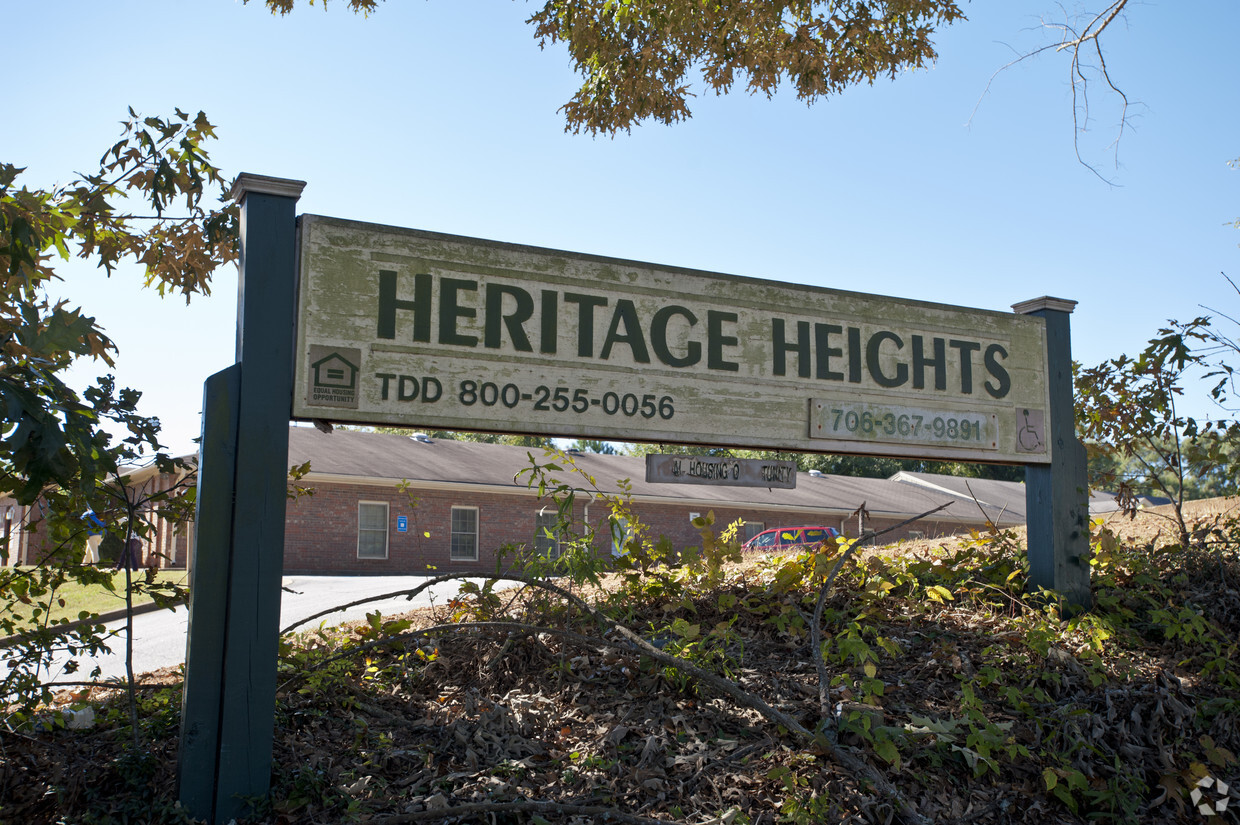 Primary Photo - Heritage Heights