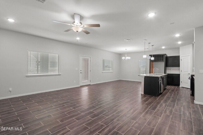 Foto del edificio - 804 Blingwood