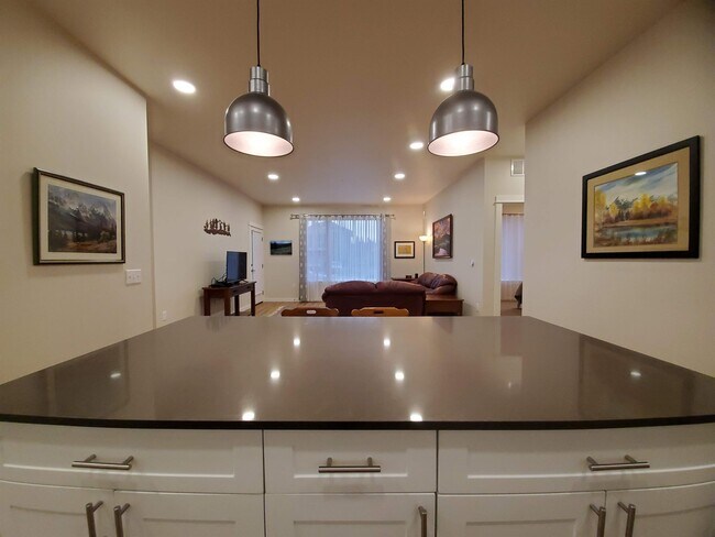 Foto del edificio - 2222B Willow Dr