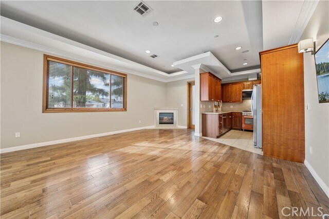 Foto del edificio - 216 N Buena Vista St