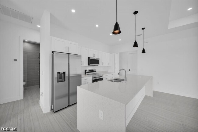 Foto del edificio - 3543 NE 14th Pl