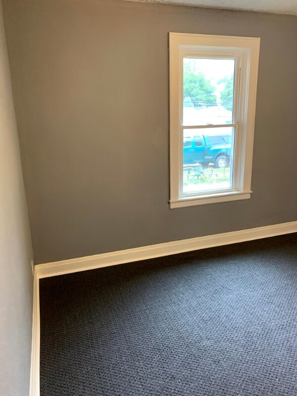 Building Photo - 843 Dequincy St