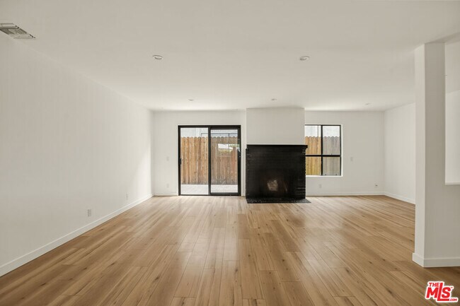 Foto del edificio - 2020 Delaware Ave