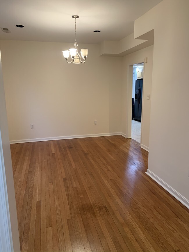 Foto del edificio - 1324 Allison St NE