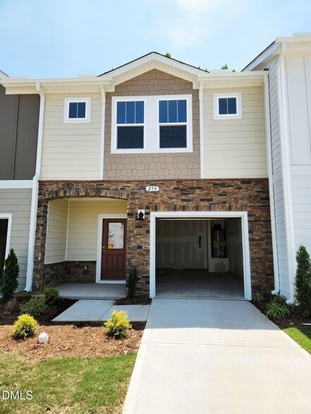 Foto del edificio - 250 Brook Farm Ln