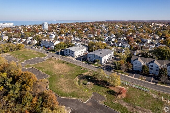 Foto del edificio - 544 Beachway Ave