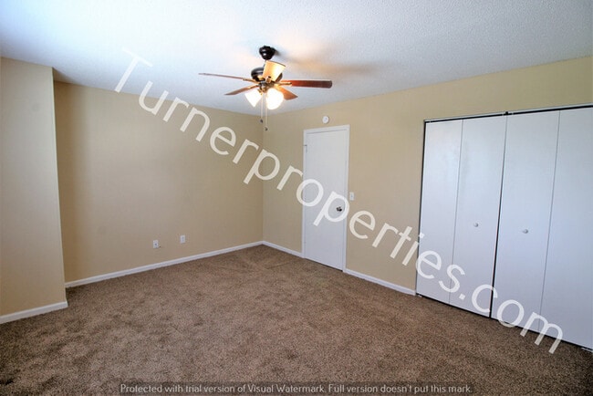 Building Photo - Charming 2 bedroom condo in Columbia