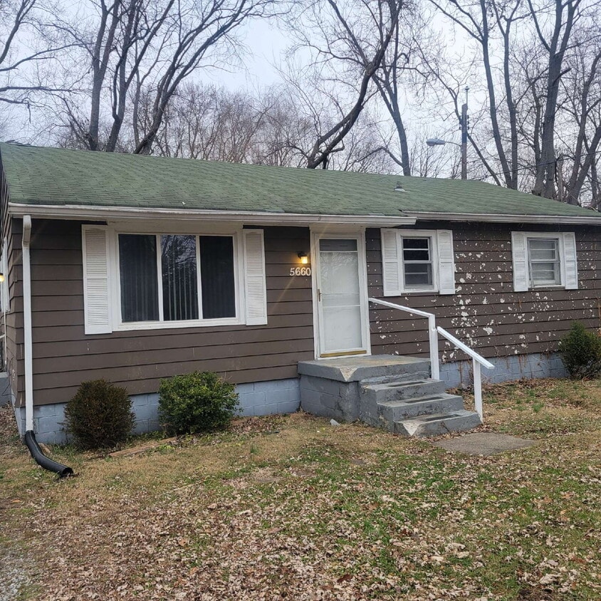 Cozy East Side Home! - Cozy East Side Home!