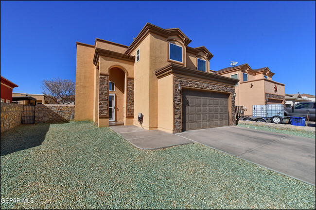 Building Photo - 11517 Fito Molina Ln