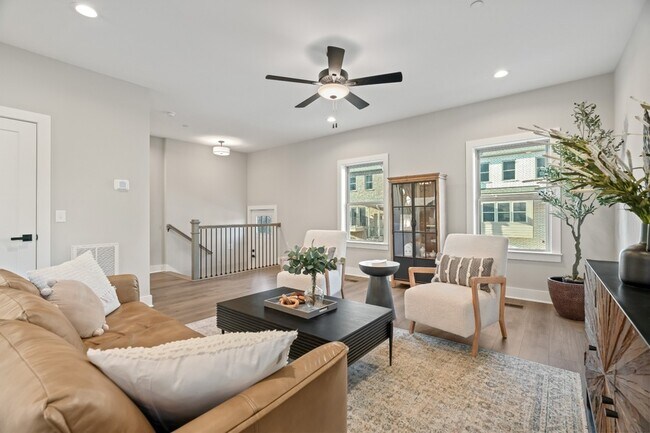 Foto del edificio - 210 Charlotte Everly Cir