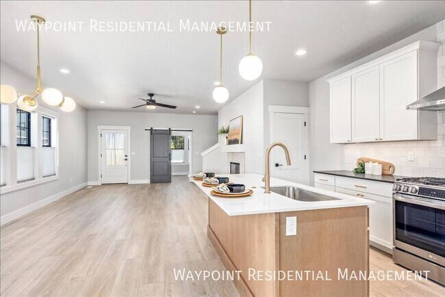 Foto del edificio - 1671 E Cutgrass Ln