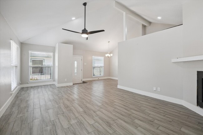 Foto del edificio - 2320 Peppermill Rd