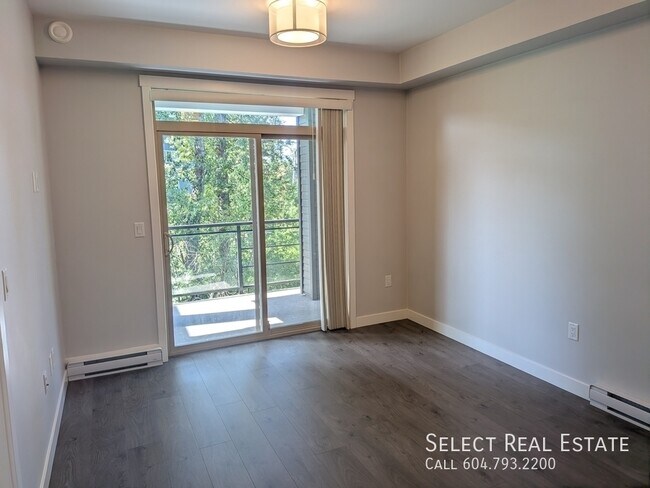 Building Photo - 45562 Airport Road410
