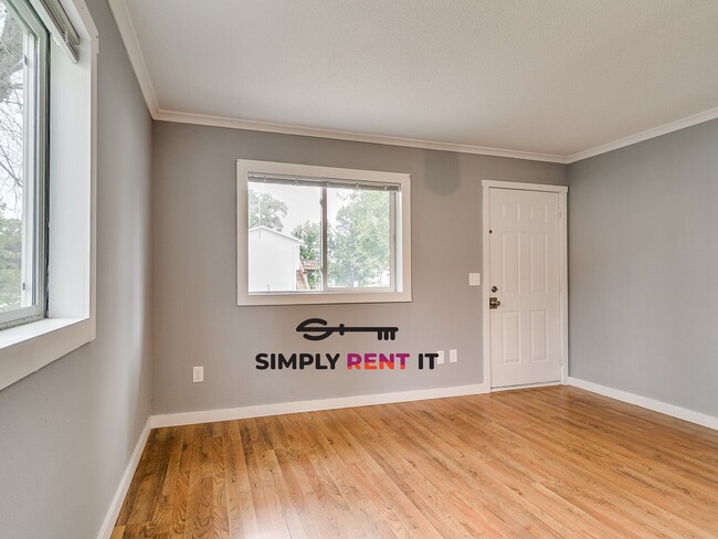 Building Photo - Sunset Ave 3 Bedroom Duplex In Kelley, IA ...