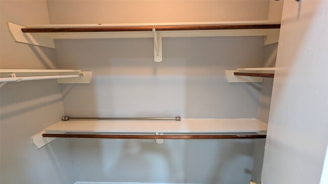 Building Photo - 412 Cordell St