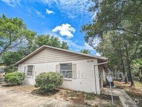 Building Photo - 6123 Montana Ave