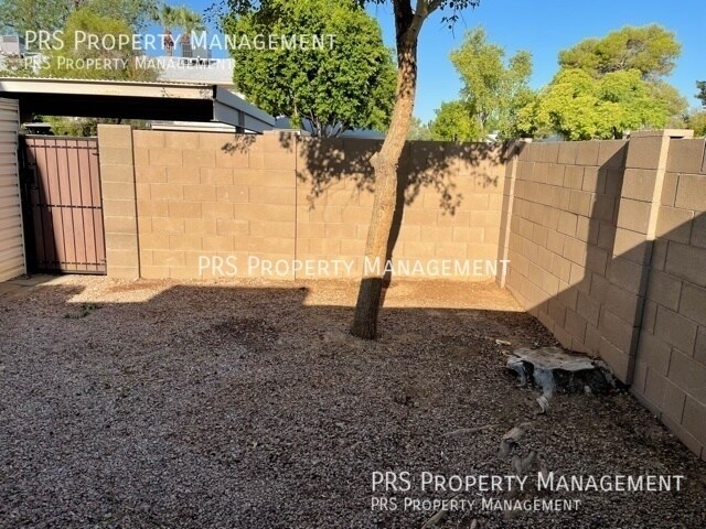 Building Photo - 5103 S Stanley Pl