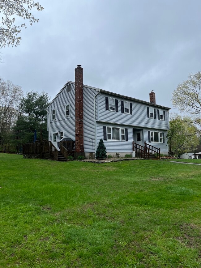 63 Waterhole Rd Unit 63, East Hampton, CT 06424 Condo for Rent in