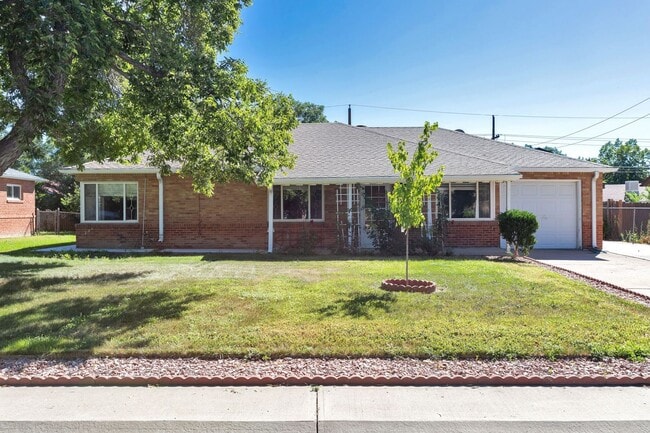 Single Family Home in Hoffman Heights - So... - Single Family Home in Hoffman Heights - So...