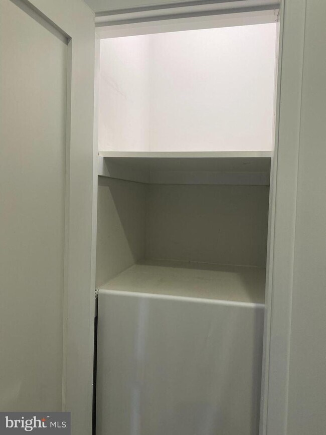 Foto del edificio - 4106 14th St NW