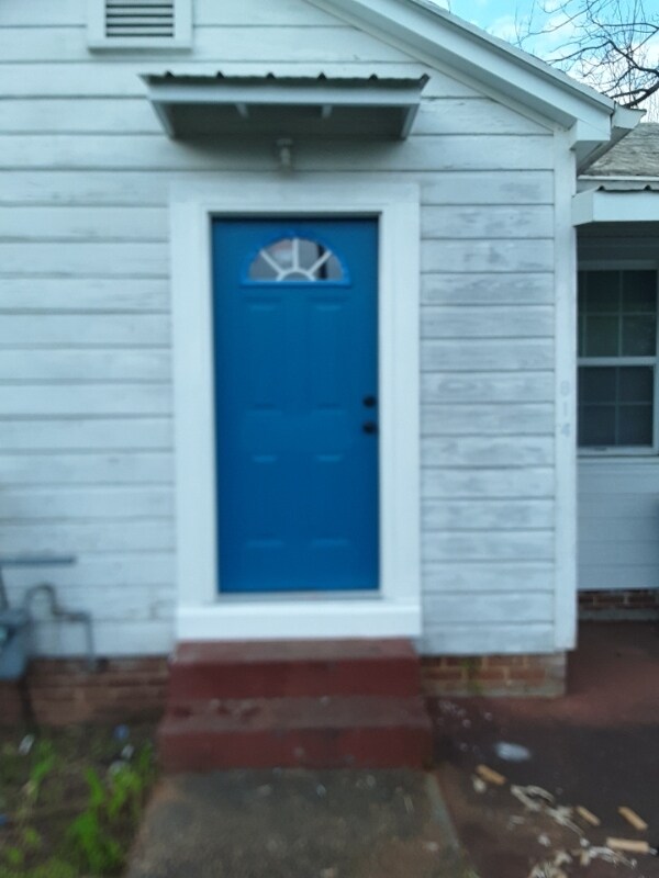 Primary Photo - 814 South Street E