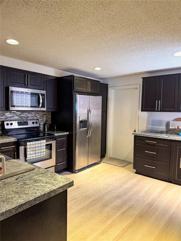 Foto principal - 1543 Barcelona Way