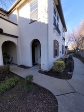 Building Photo - 8364 Crystal Walk Cir