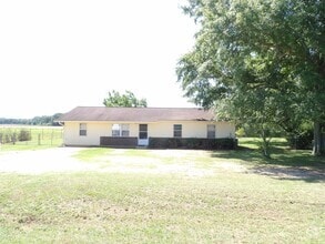 Building Photo - 4484 Coffee Springs Rd