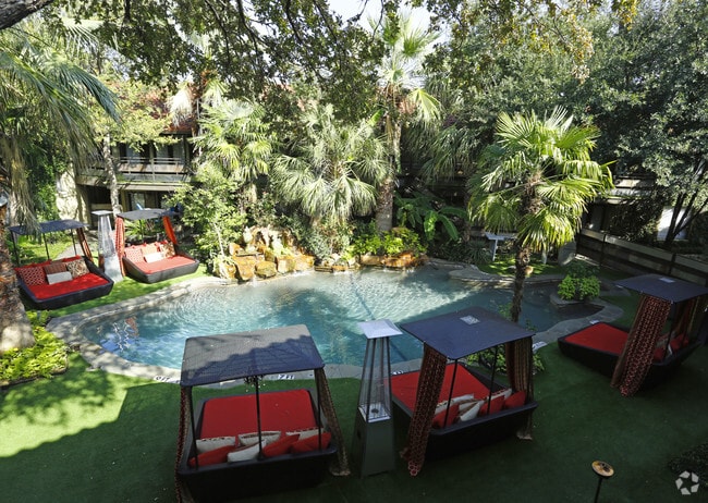 Building Photo - Verandah Flats