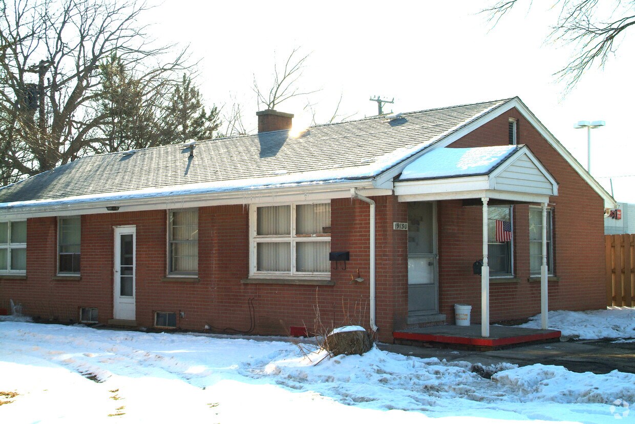 Building Photo - Vail Properties