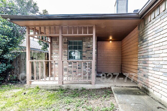Foto del edificio - 11322 Potter Valley Dr
