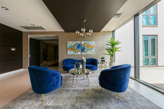 Foto del edificio - 701 Ridge Hill Boulevard