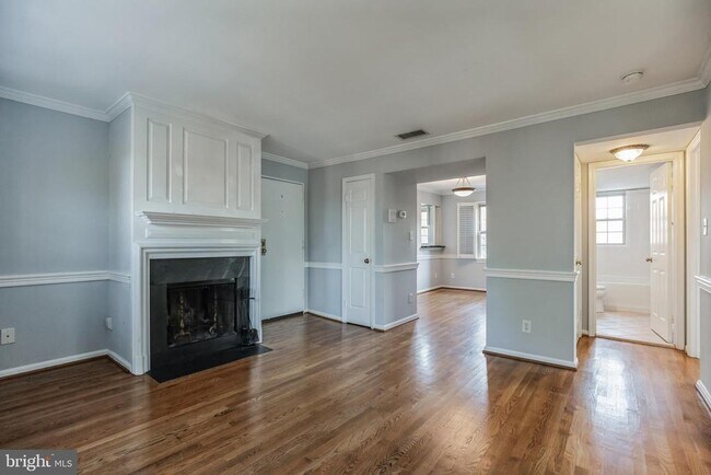 Foto del edificio - 513 Bashford Ln