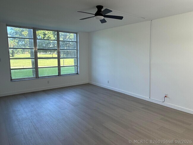 Building Photo - 2661 S Course Dr